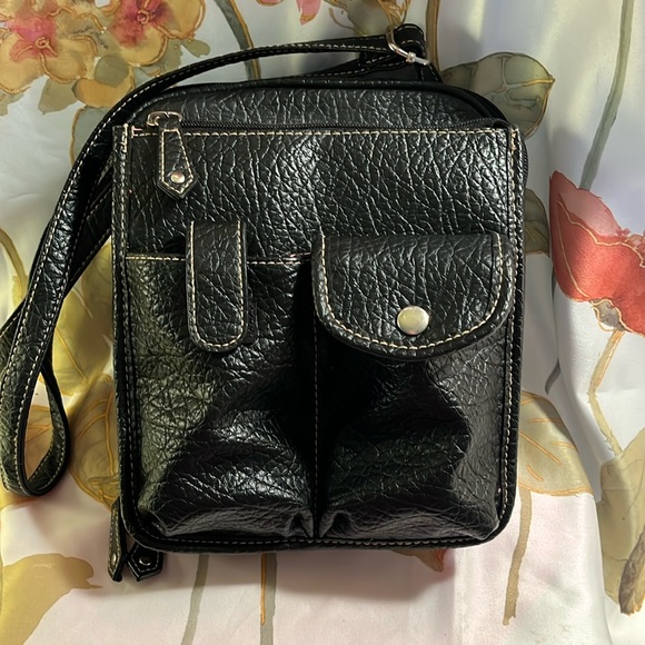 Handbags - Black Fashion crossbody